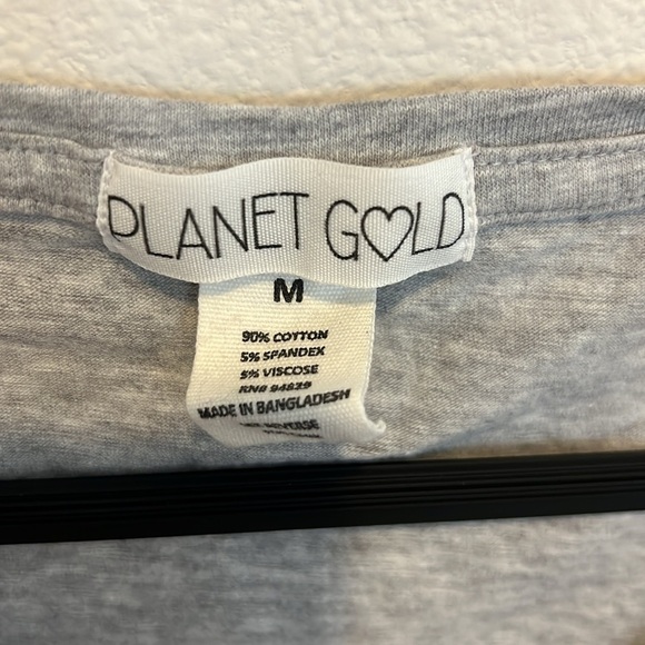 Planet gold v neck stretchy shirt medium - Picture 2 of 4